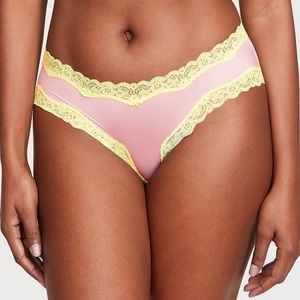 VS | 4 cheeky panties bundle